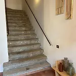Dimora Borgomarturi פוג'יבונסי